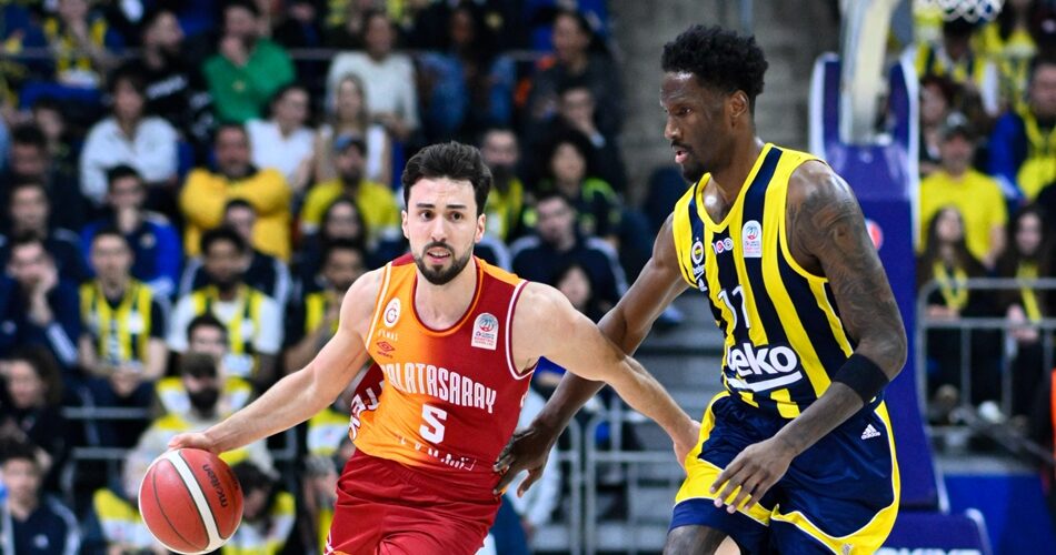 Potada derbinin galibi Fenerbahçe Beko