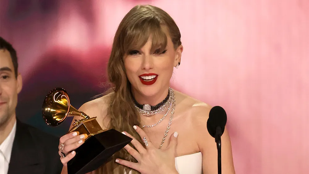 Taylor Swift'ten Grammy Ödül Töreni'nde hayranlarına sürpriz