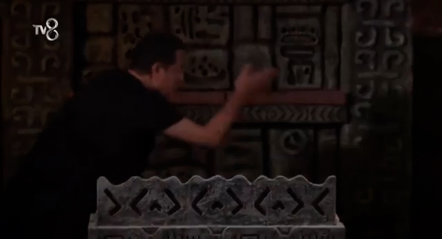 Acun Ilıcalı, Survivor All Star’da çileden çıktı; koltuk fırlattı