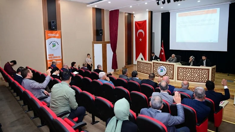 AKP'li belediyede yapay zekalı skandal: 4 kişi açığa alındı