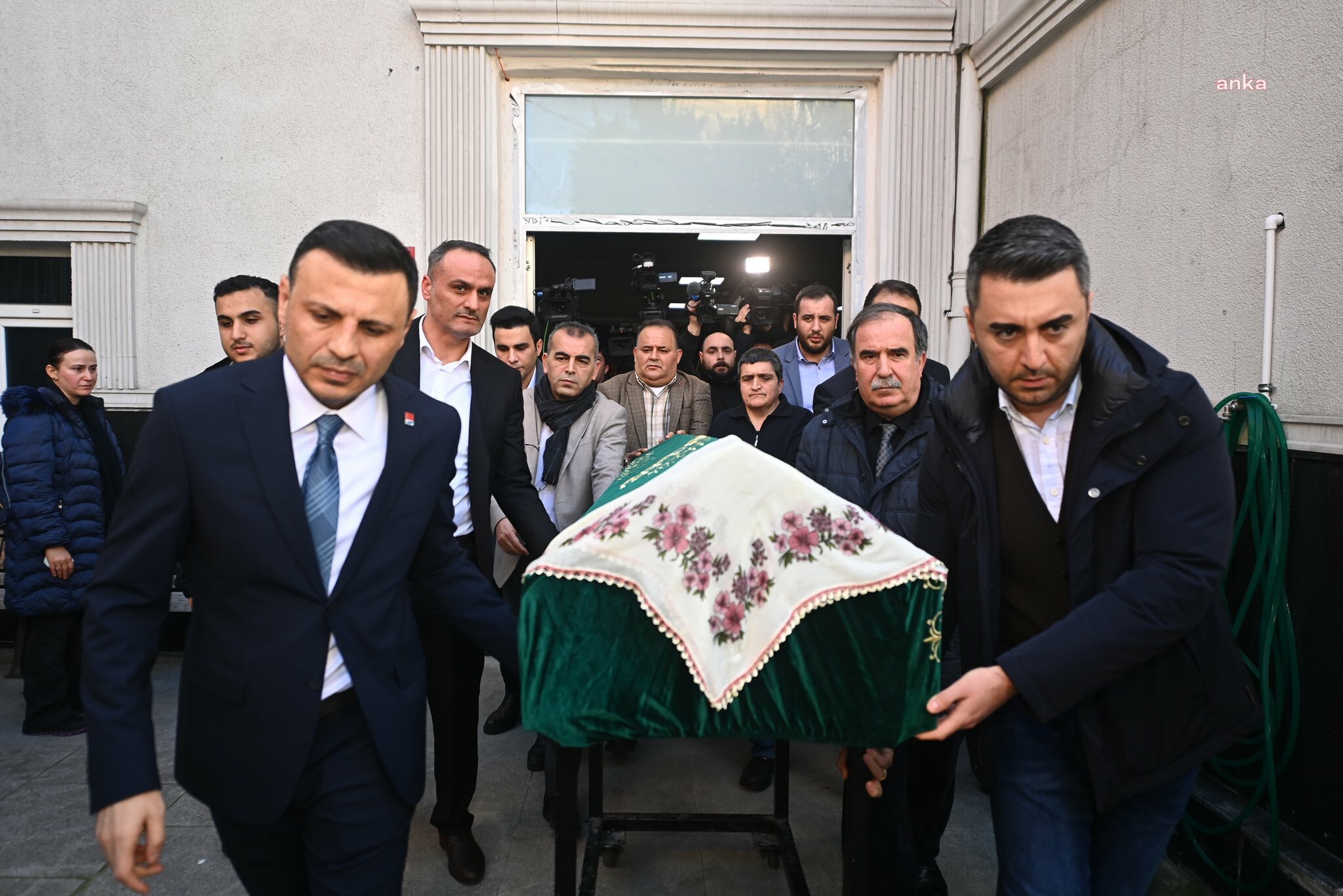 Çağlayan’daki saldırıda hayatını kaybeden Dilfiraz Karataş son yolculuğuna uğurlandı