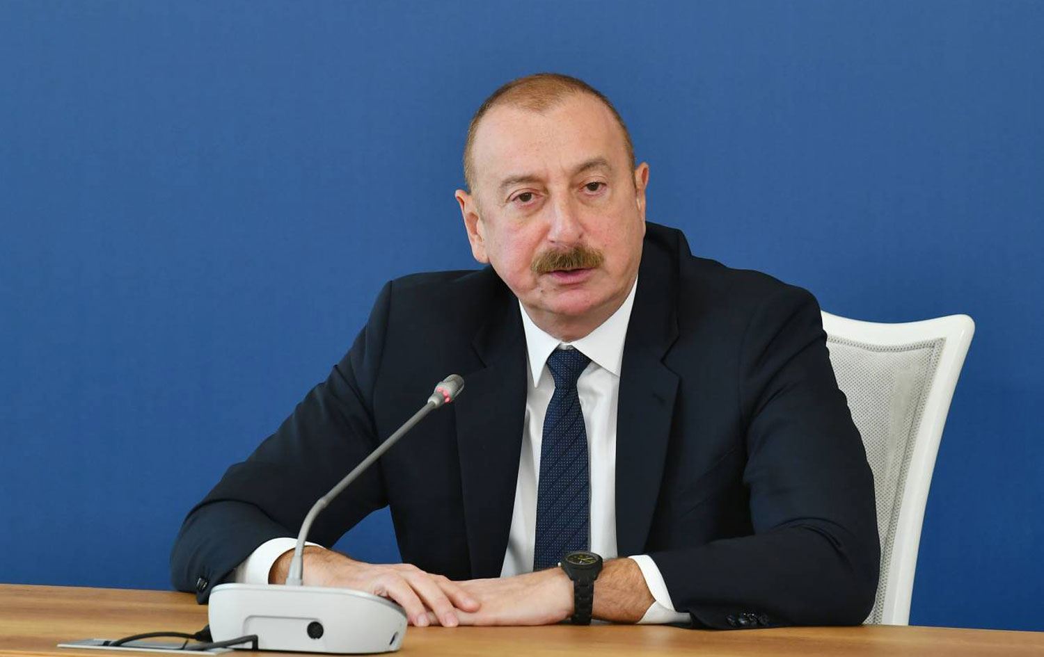 Azerbaycan'da sandıklar açıldı: Aliyev, oyların yüzde 93.9'unu aldı