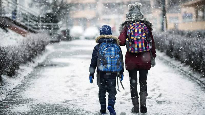 Ardahan'da okullara üçüncü kez kar engeli