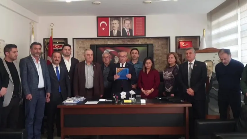 AKP Gerze’de aday krizi: Mevcut başkan ve yönetim 'Destek yok' dedi