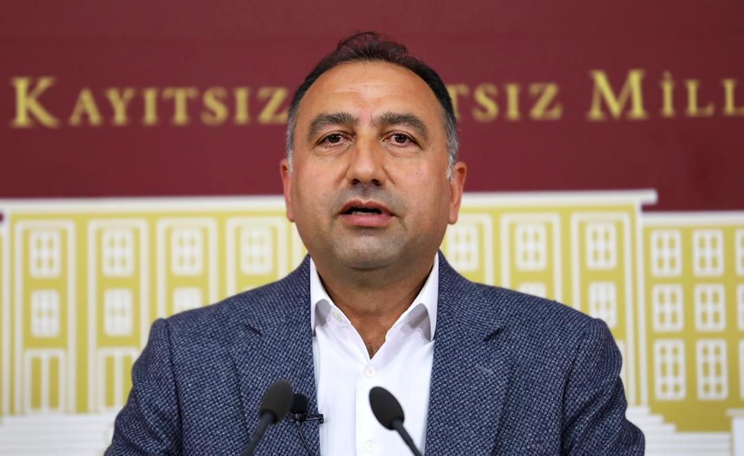 Eski HDP Milletvekili Ali Kenanoğlu: DEM Parti CHP ile 31 Mart'ı AKP ile 1 Nisan'ı konuşuyor