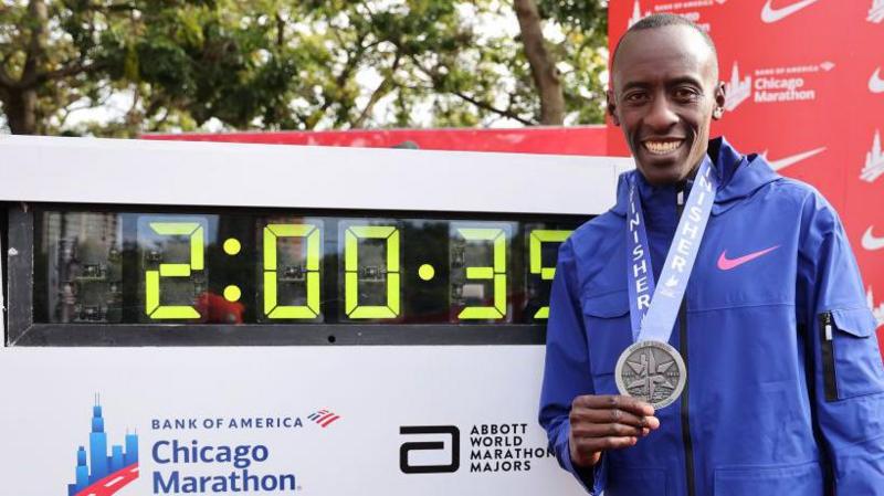 Dünya rekortmeni maraton koşucusu hayatını kaybetti