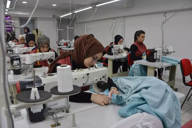 Tekstil işletmeleri kepenk kapatıyor