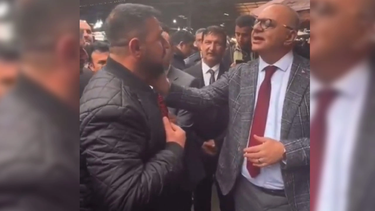 MHP'li belediye başkanı ile vatandaş arasında gerilim dolu anlar: "Bu arkadaş provokatörlüğe gelmiş"