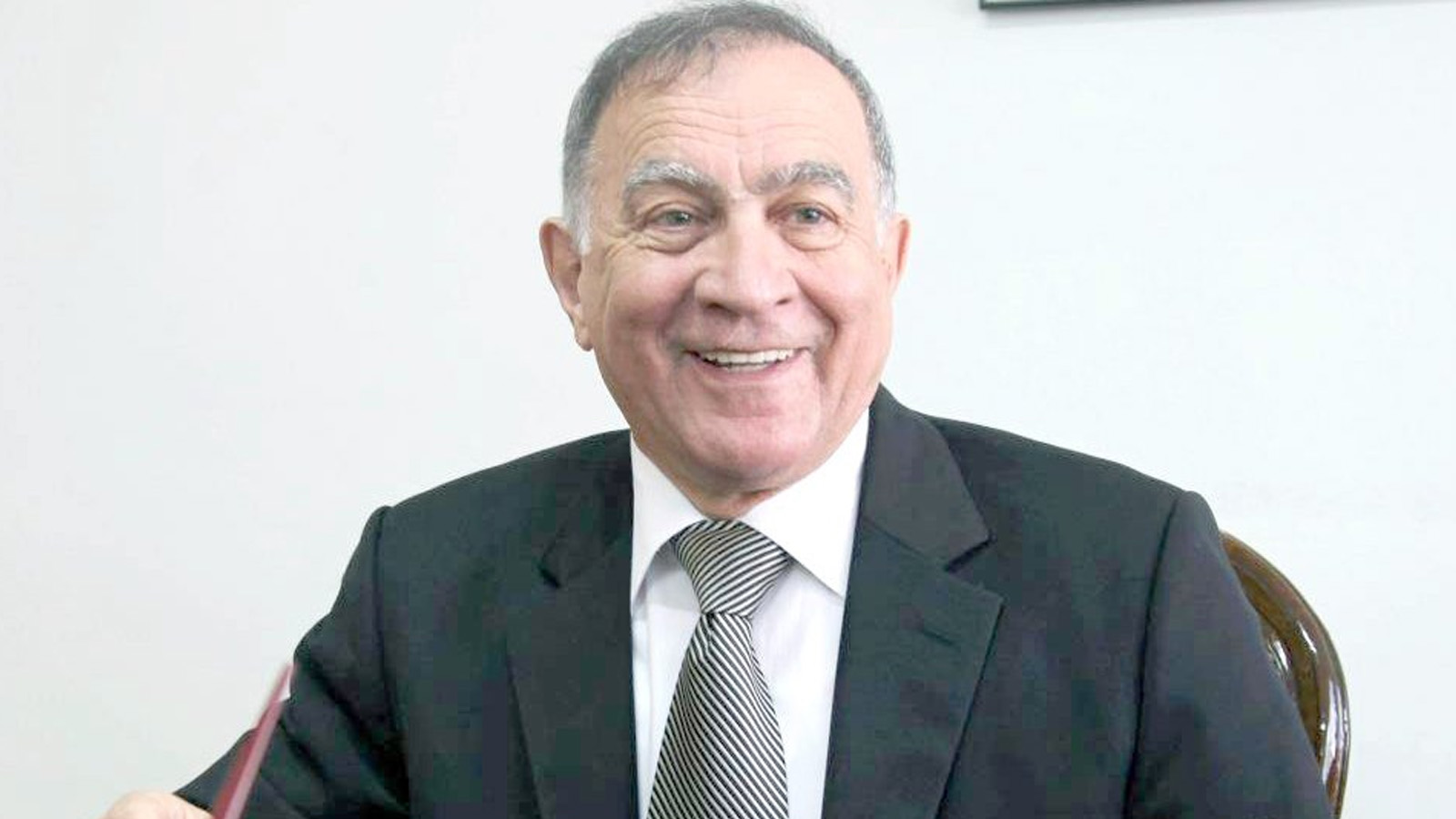 CHP'li Adana Seyhan Belediye Başkanı Mehmet Akif Akay istifa ettiğini açıkladı