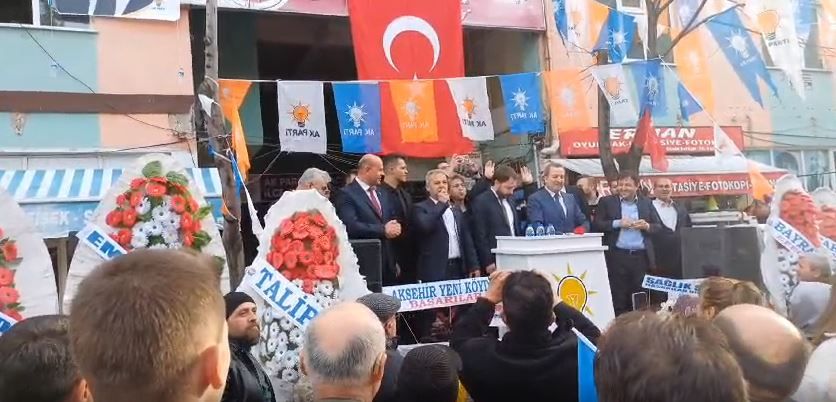 AKP'li ilçe başkanından büyük gaf: "AK Parti belediyeciliğiyle nemalanmalarına vesile olacağız""