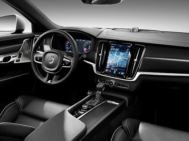 Volvo’nun Sensus sistemli araçlarında multimedya Türkiye’de çalışmıyor, kullanıcılar çözüm bekliyor
