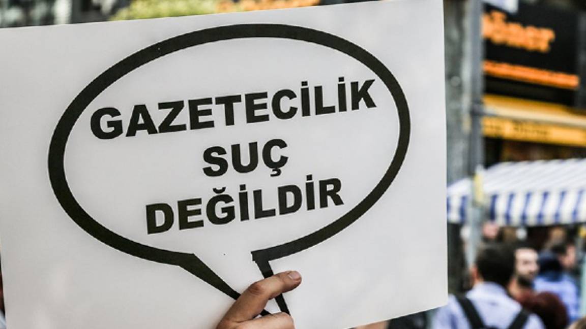 DİSK Basın-İş'ten İzmir'de gözaltına alınan gazeteciler için basın açıklamasına davet