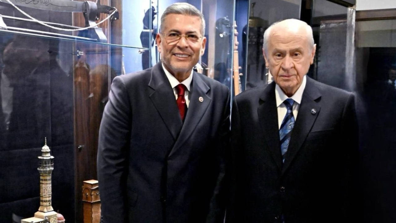 MHP'li Milletvekili Uysal'ın VakıfBank'a sahte belge iddiası ve tartışma yaratan vakıf tahsisleri gündeme geldi