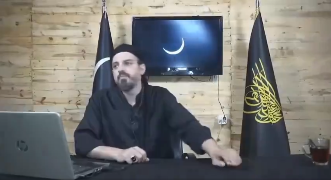 300'e yakın genci ailesinden koparmıştı: Kendini 'Mehdi' ilan eden Mustafa Çabuk'un karşılanma videosu gündem oldu