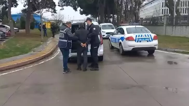 Sussex Dükü Prens Harry ve düşes Meghan Markle "çocuklarının soyadını değiştirdi"