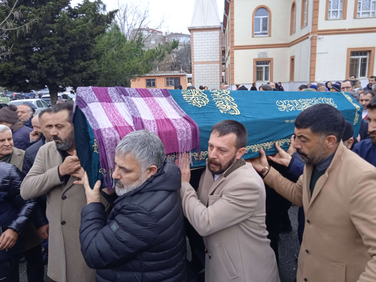 Ahmet Kaya'nın abisi Mustafa Kaya son yolculuğuna uğurlandı