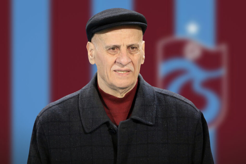 Trabzonspor, kulübün efsane ismi Ahmet Suat Özyazıcı'yı unutmadı