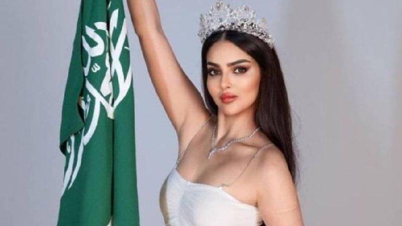Suudi Arabistan'da gerçekleşen Miss Asia Yarışmasına ilk kadın katıldı