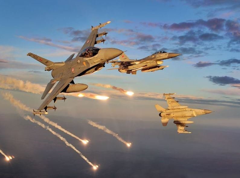 Irak'ın kuzeyine hava harekatı düzenlendi: 16 hedef imha edildi