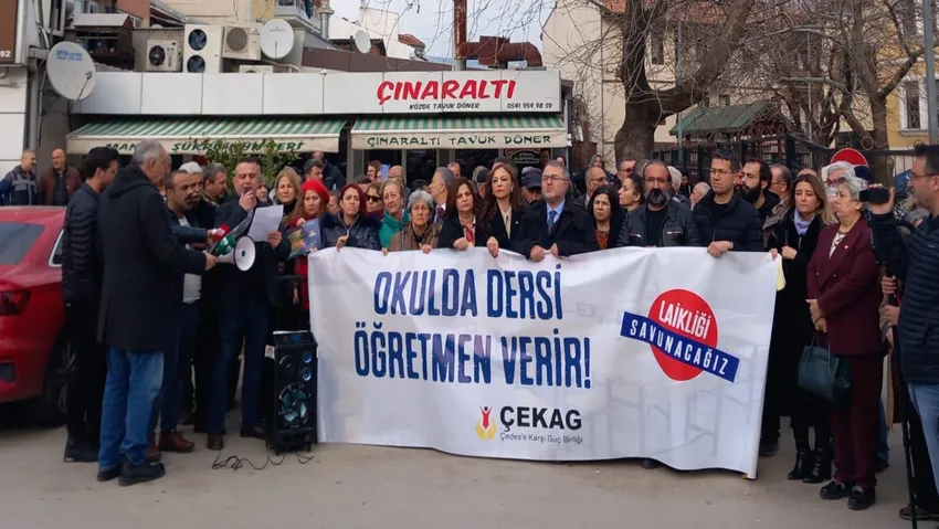Bursa’da ÇEDES’e karşı açıklama: Okullarımız birer medreseye dönüştürülecek