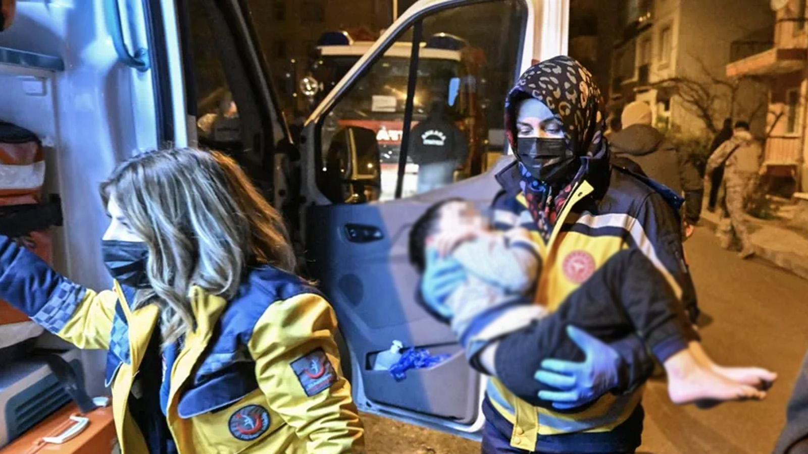 Ankara'da bir baba, oğlunu silahla rehin aldı