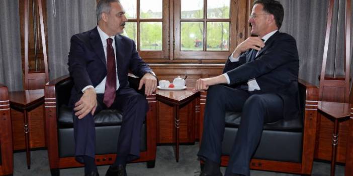 Hakan Fidan Hollanda'da: Başbakan ile buluştu