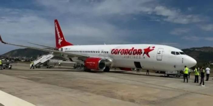 Bir uçak daha gövdesi üzerine iniş yaptı