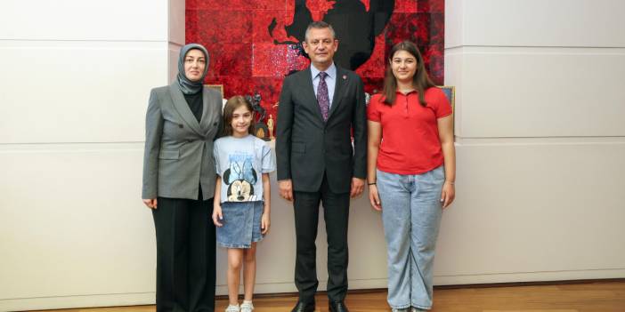 Erdoğan’ın Ayşe Ateş'le görüşmesini Özgür Özel önermiş