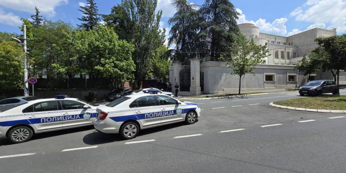 İsrail Büyükelçiliği'ne saldırıda bir polis memuru yaralandı