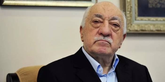 Fethullah Gülen'in ölümünde AKP'li isimlerin çelişkili ifadeleri tepki çekti: ''Bilge bir insandır'', ''Şimdi hesap vakti...''