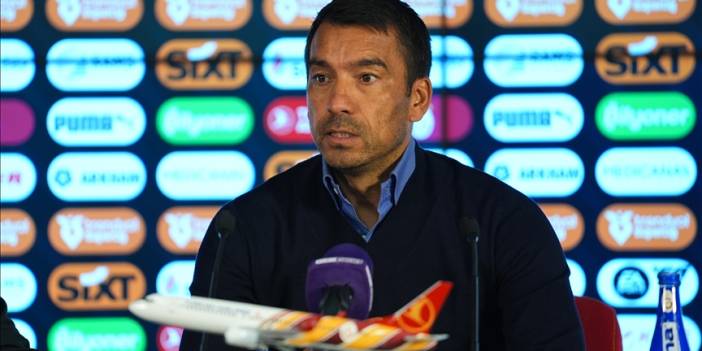 Van Bronckhorst’tan hem hakeme eleştiri hem de özeleştiri geldi