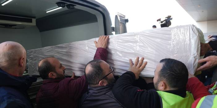 Ferdi Tayfur’un cenazesi İstanbul’a getirildi