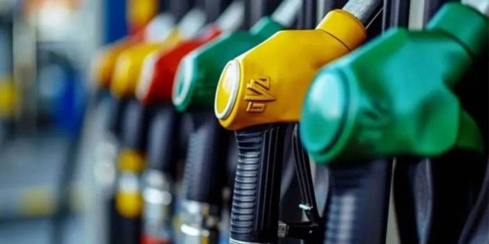 Akaryakıta zam üstüne zam: Motorine 3,30 TL, benzine 1,51 TL artış bekleniyor