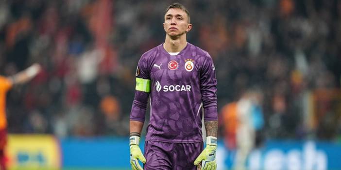 Galatasaray taraftarı ıslıkladı; Muslera'dan 'bitti' mesajı geldi!