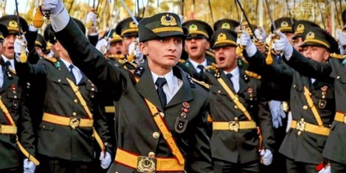 Gözler MSB'de: Teğmenler hakkındaki kararın bugün açıklanması bekleniyor