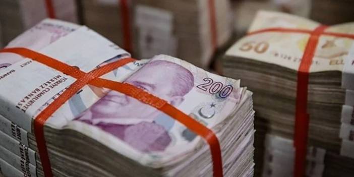 Bütçe 6 ayda iflas eşiğine geldi, Hazine 100 TL borç için 135 TL yeniden borçlanıyor
