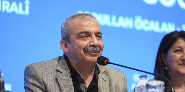 Sırrı Süreyya Önder: Barışa, sanata ve siyasete adanmış bir ömür