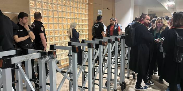 Esila Ayık ilk kez hakim karşısında: Suç olduğunu bilseydim o dövizle fotoğraf çektirmezdim. Üniversite sınavlarıma giremedim