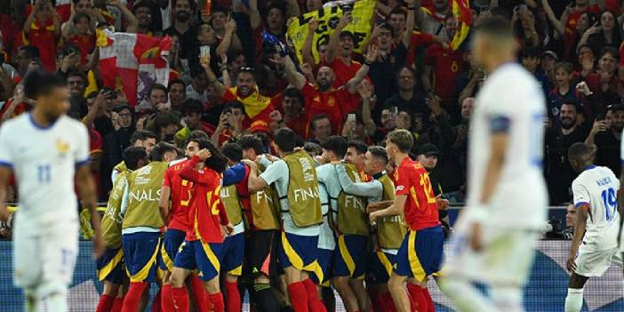 Uluslar Ligi'nde tarihi maç: 9 gollü düelloyu İspanya kazandı!