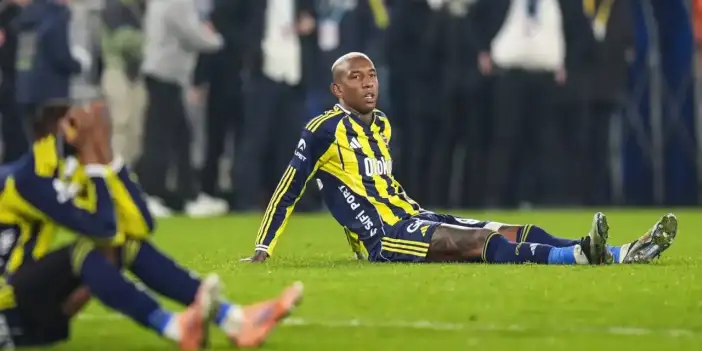 Beşiktaş maçı tehlikeye bindi: Fenerbahçe'de ilk 11'deki sakat sayısı arttı