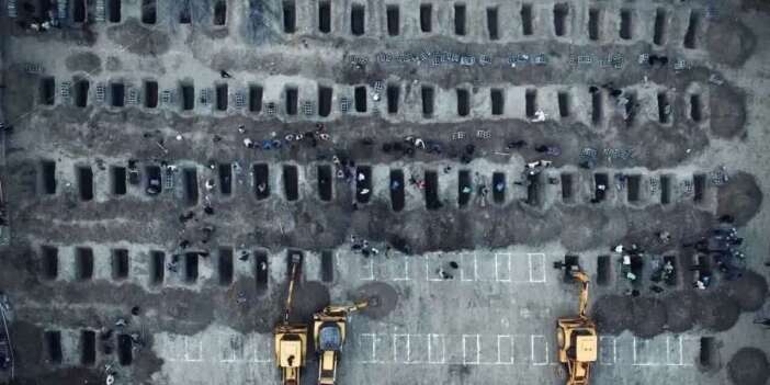 ABD bombardımanında katledildiler: İran'da 165 kız öğrenci için tören