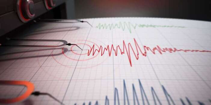 Tokat'ta gece yarısı 5.5 büyüklüğünde korkutan deprem