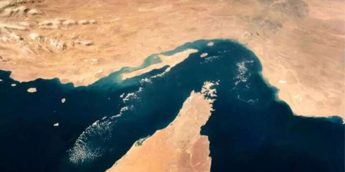 İran, bir ülkenin Hürmüz'den geçişine izin verdi