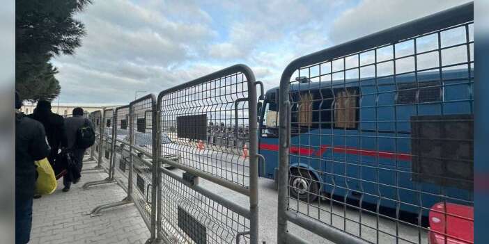 İBB Davası'nda mahkemeden kanuna aykırı talimat: Duruşmanın CHP'lilere kapatılmasını istedi