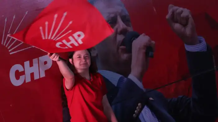 CHP'den Ataşehir operasyonuna tepki: Asla teslim olmayacağız