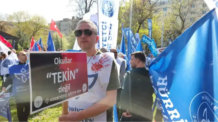 Kahramanmaraş katliamı sonrası Bakan Tekin'e 'istifa et' diyen lise öğrencisi gözaltına alındı
