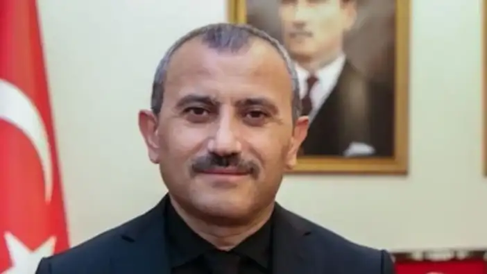 Tuncel Sonel kimdir?