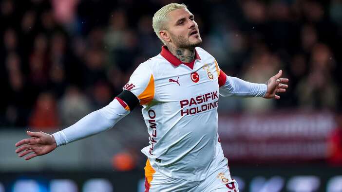Fenerbahçe puan kaybetmişti: Galatasaray fırsatı kaçırmadı