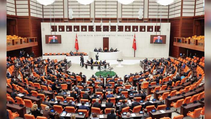 Yeni anket: Ankara’nın en beğenilen vekili kim?