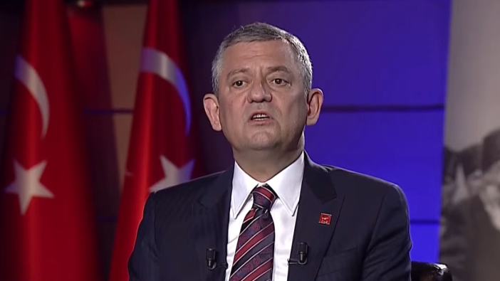 Özgür Özel'den 'kriptolu telefon' iddiası: 'Akın Gürlek, Erdoğan'ın telefonunu dinliyor'